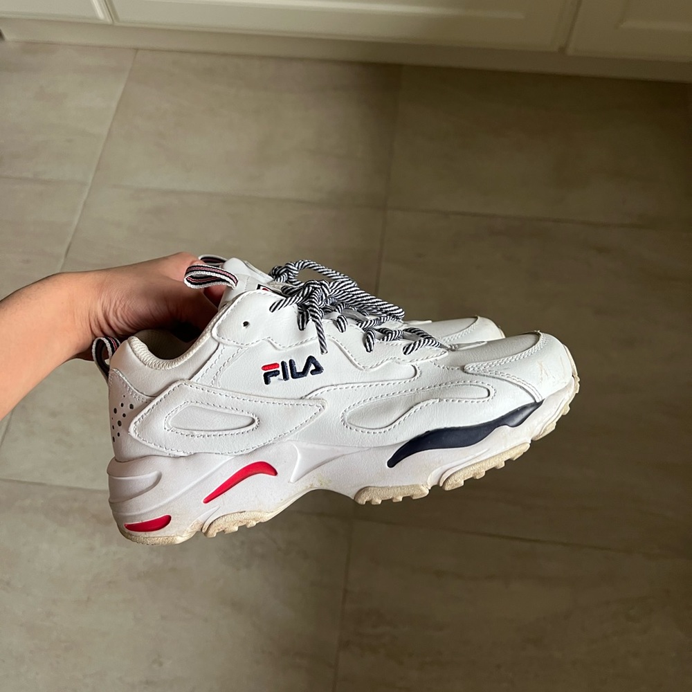 Fila Disrupters - Women’s size 8